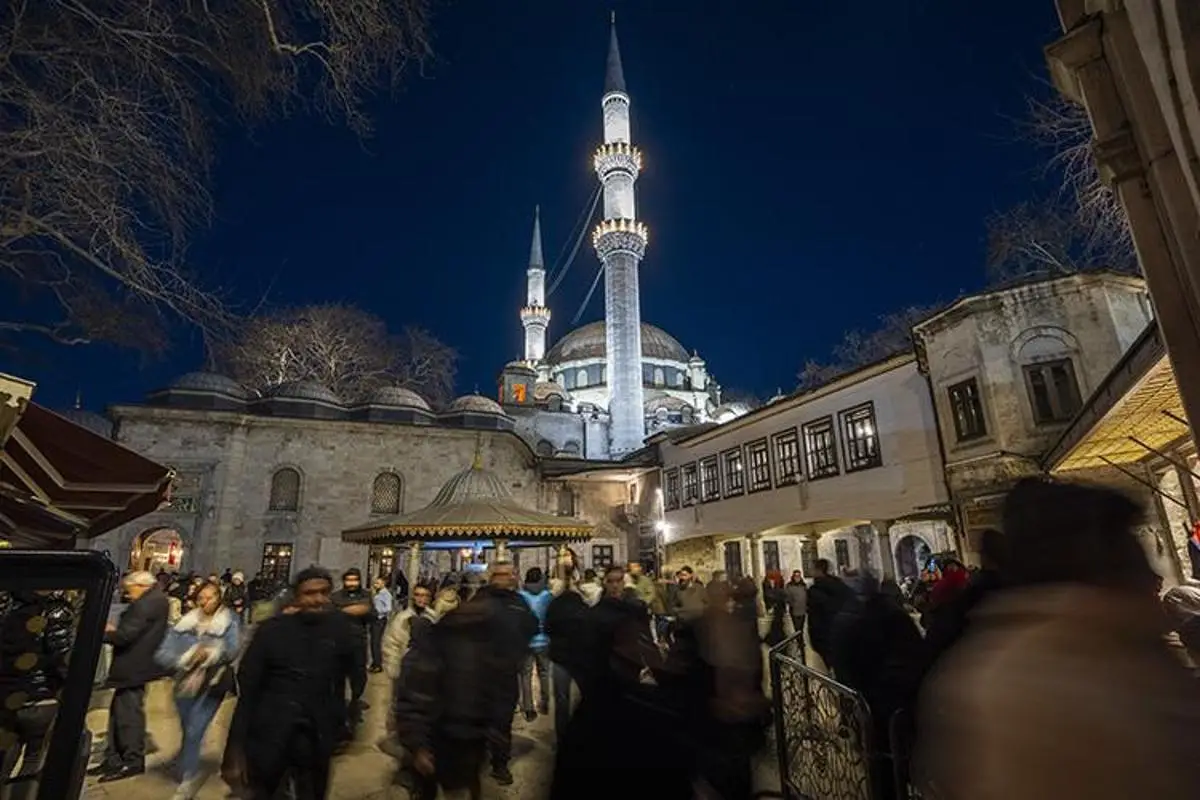 Berat Kandili 2026: Tarihi, Anlamı ve Son 24 Saatteki Gelişmeler